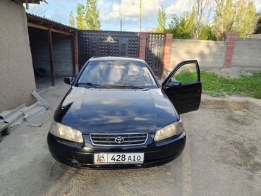 camry 2011: Toyota Camry: 2000 г., 2.2 л, Автомат, Бензин, Седан