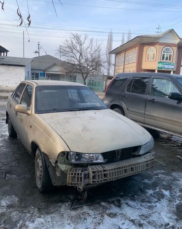 автомобили киа: Daewoo Nexia: 2007 г., 1.6 л, Механика, Бензин, Седан