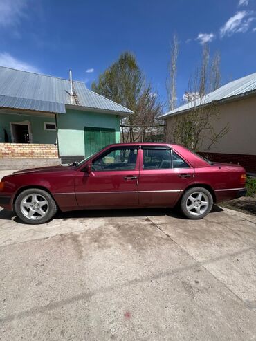 мерс 124 красный: Mercedes-Benz 230: 1989 г., 2.3 л, Механика, Бензин, Седан