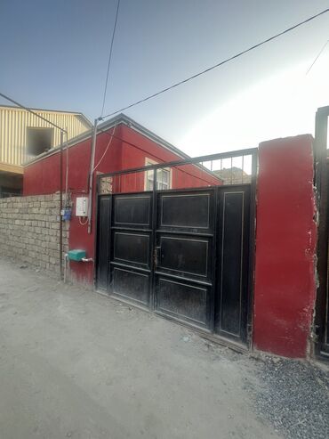 nzs qesebesinde heyet evleri satisi: Ramana qəs. 3 otaqlı, 81 kv. m, Orta təmir