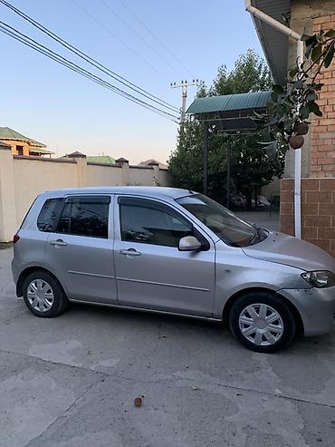 Mazda Demio: 2004 г., 1.5 л, Автомат, Бензин, Хэтчбэк