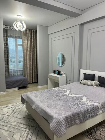 молодая квартира: 2 комнаты, 65 м², Элитка, 3 этаж, Дизайнерский ремонт