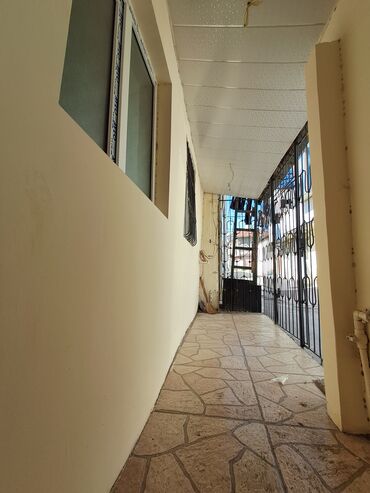 Həyət evləri və villaların satışı: Yasamal 3 otaqlı, 56 kv. m, Kredit yoxdur, Yeni təmirli