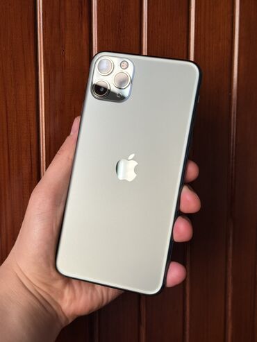 Apple iPhone: IPhone 11 Pro Max, Б/у, 64 ГБ, Зеленый, 70 %