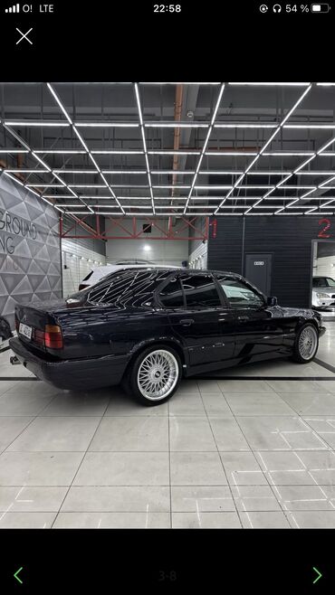 авто чихол: BMW 5 series: 1992 г., 2.5 л, Механика, Бензин, Седан