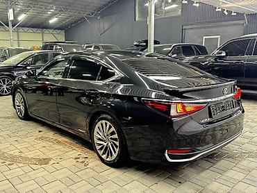 Lexus: Lexus ES: 2019 г., 2.5 л, Робот, Гибрид, Седан — 3