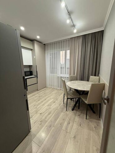 арендовать однокомнатную квартиру: 1 бөлмө, Кыймылсыз мүлк агенттиги, Чогуу жашоосу жок, Толугу менен эмереги бар