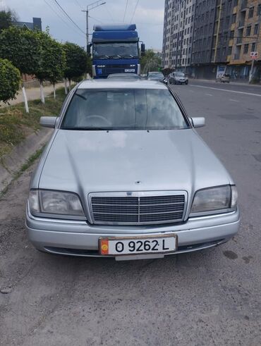 с 202: Mercedes-Benz 200: 1996 г., 2 л, Автомат, Бензин