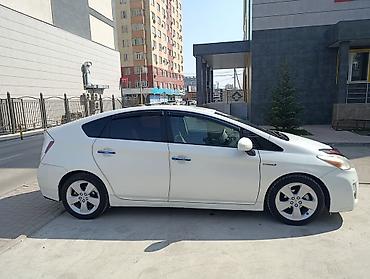 кел кел: Toyota Prius: 2011 г., 1.8 л, Робот, Гибрид, Лифтбек — 3