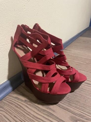 tek flis zenski: Sandals, 39