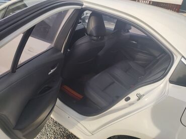 Toyota: Toyota Corolla: 2022 г., 1.8 л, Автомат, Гибрид, Седан — 7