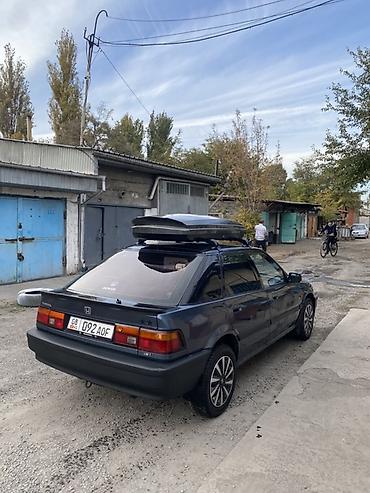 авто жак: Honda Civic: 1992 г., 1.5 л, Кол менен иштөөчү, Бензин, Лифтбек — 4