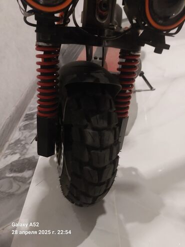 Elektrikli samokatlar: İşlənmiş Elektrik samokat 10", 351 - 500 Vt, > 45 km/s, Ünvandan götürmə — 4