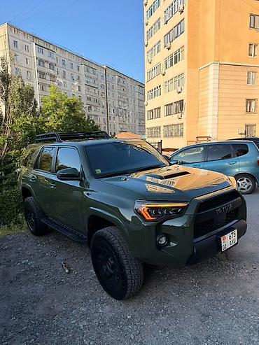 Транспорт: Toyota 4Runner: 2021 г., 4 л, Автомат, Бензин, Внедорожник — 5
