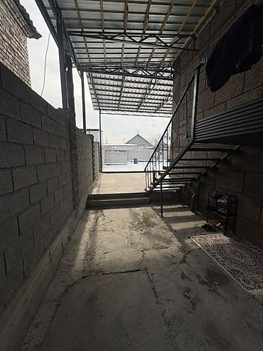 Продажа коттеджей и домов: Продаётся просторный двухэтажный дом немецкой постройки Предлагается к — 4