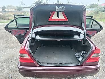 belarus 80 mtz: Mercedes-Benz C-Class: 1.8 l | 1996 il Sedan — 8