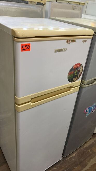 Блендеры: Beko ikiqapılı soyuducu - Üst bölmə: dondurucu. İçi geniş, qida