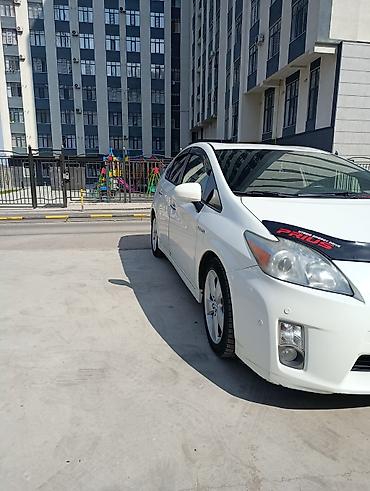 кел кел: Toyota Prius: 2011 г., 1.8 л, Робот, Гибрид, Лифтбек — 2