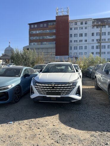 Changan: Changan : 2024 г., 1.5 л, Робот, Бензин, Кроссовер