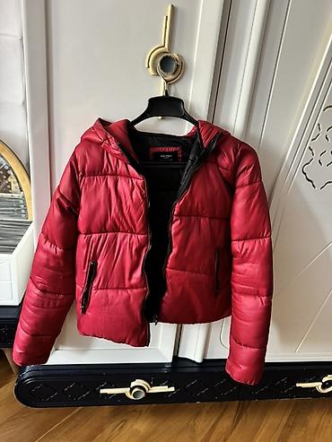 ic geyim: Puxovik kurtka, Bershka, S — 1