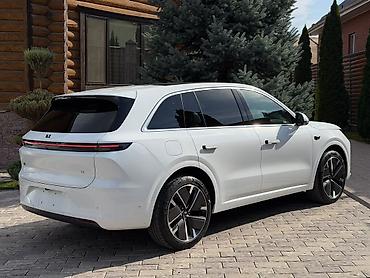 Lixiang: Lixiang L6: 2025 г., 1.5 л, Автомат, Гибрид, Кроссовер — 4