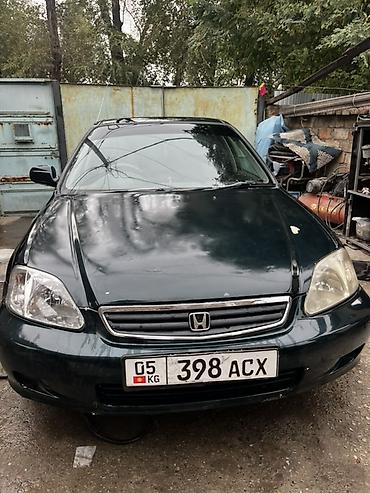 Honda Civic: 2000 г., 1.5 л, Бензин, Седан
