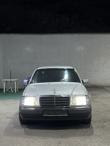 радиатор опель фронтера б: Классический седан Mercedes-Benz W124, выполненный в серебристом цвете