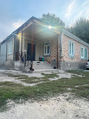 продаю участок киргизия 1: 4 комнаты, 120 м², 20 соток, Алексеевка, Собственник — 1