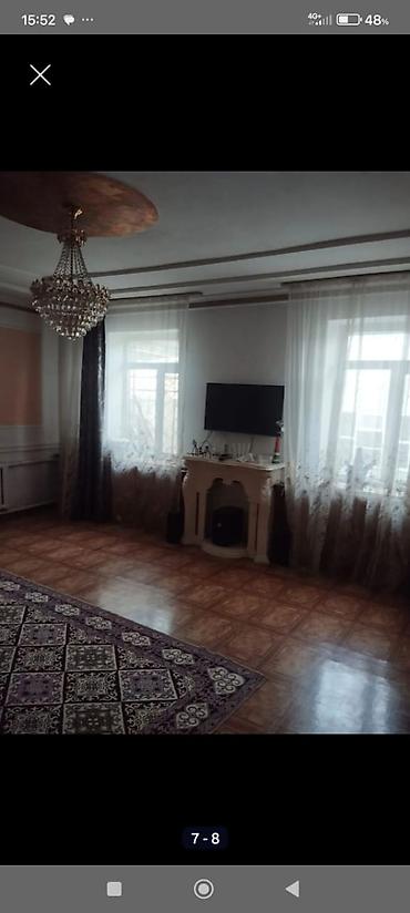 Продажа коттеджей и домов: Продаётся благоустроенный дом. - Планировка: просторная гостиная с — 2