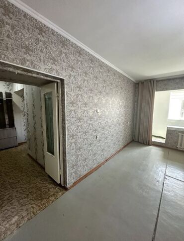 Продажа домов: 1 комната, 35 м², 105 серия, 8 этаж