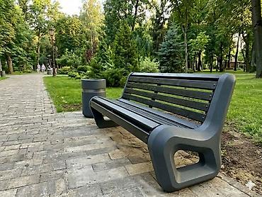 Уличная скамья из бетона с деревянным настилом и без - Основание
