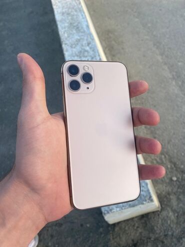 iphone arxa şuşə: IPhone 11 Pro, 256 GB, Qızılı