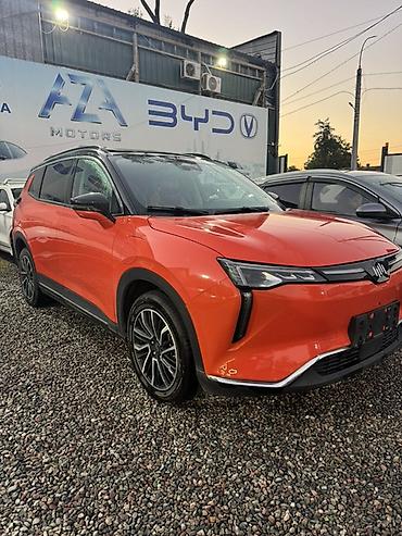 motor: Weltmeister W6, 2022 г., 60000 км, Передний, В наличии — 3