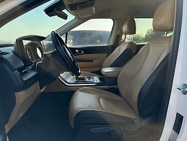 Kia: Kia Carnival: 2021 г., Автомат, Дизель — 3
