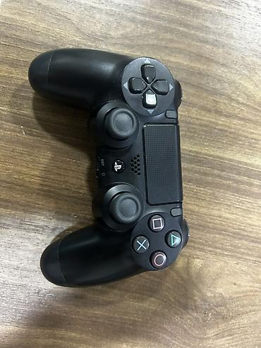 Видеоигры и приставки: Sony PlayStation 4 Slim oyun konsolu + 2 ədəd DualShock 4 oyun pultu — 4