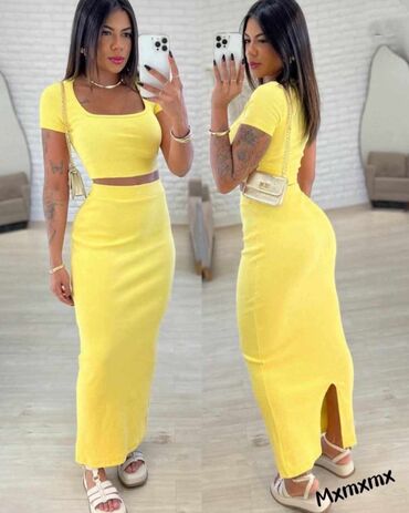 zara komplet suknja i top: 🌼 KOMPLET 🌼 
Duzina suknje 93 cm
Cena : 1900 dinara
si