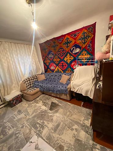 Долгосрочная аренда комнат: Комната в коммунальной квартире - Площадь комнаты: 15м² (по фото — — 9