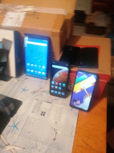 Tableti: Novi ali kada tableti dva komada 50 EUR poseduje kartice redmia 9 50 na lalafo.rs — 18 Tableti: Novi ali kada tableti dva komada 50 EUR poseduje kartice redmia 9 50 — 18