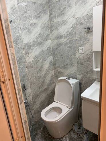 Uzunmüddətli kirayə mənzillər: Gənçlik metrosuna yaxın Kral şadliq evinə yaxın 5 mertebeli binanın -da lalafo.az — 7 Uzunmüddətli kirayə mənzillər: Gənçlik metrosuna yaxın Kral şadliq evinə yaxın 5 mertebeli binanın — 7