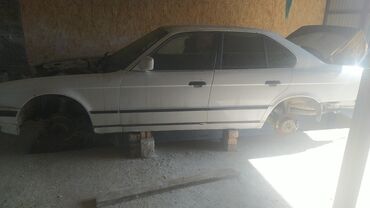 бмв е34 bmw: BMW 5 series: 1992 г., 2 л, Механика, Бензин, Седан