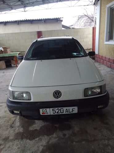 пасат белый: Volkswagen Passat: 1988 г., 1.8 л, Механика, Бензин, Универсал