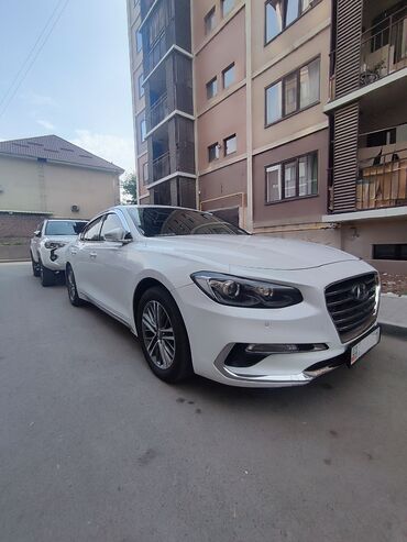 я ищу лада приора: Hyundai Grandeur: 2019 г., 3 л, Автомат, Газ, Седан