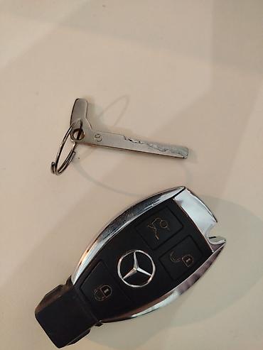 mersedes karopka: Mercedes-Benz avtomobili üçün smart açar korpusu təqdim olunur — 1