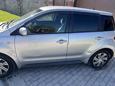 lada 2113: Toyota Ist: 2003 г., 1.3 л, Автомат, Бензин, Хэтчбэк — 7