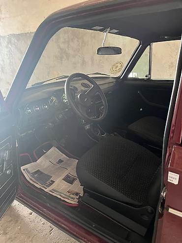 sukan vaz: Avtomobil: VAZ 2106 (klassik “Jiguli”) Kuzov rəngi: Tünd bordo Ban — 4