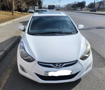 ilkin odenis 1000 azn avtomobil: Hyundai Elantra: 1.8 l | 2011 il Sedan