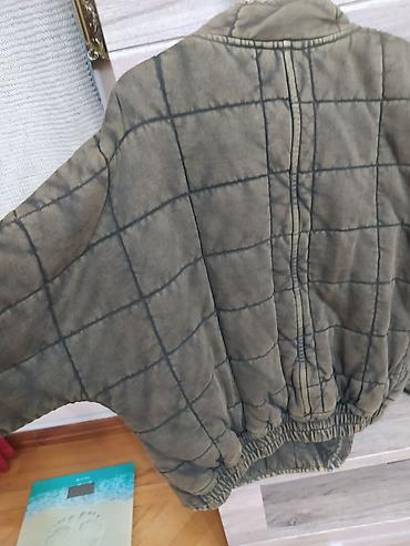 Пуховики и зимние куртки: Продаю шикарнаятеплая,новая,х/б куртка, производство Индия размер — 3