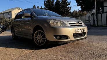 rovan 4 masini arendaya qalmaq serti ile: Toyota Corolla: 1.4 l | 2006 il Hetçbek