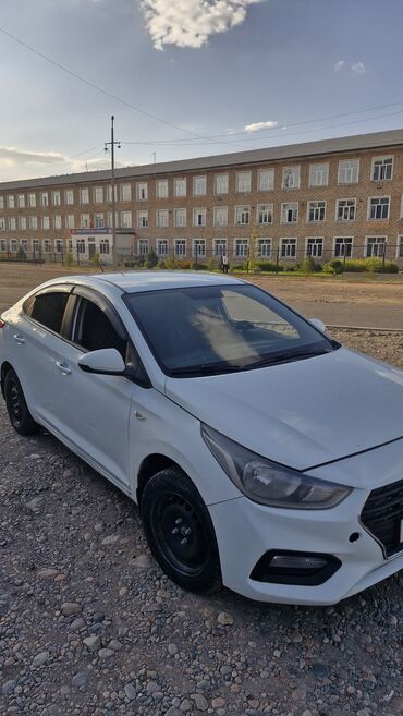 какая машина подойдет для яндекс такси: Hyundai Solaris: 2017 г., 1.4 л, Механика, Бензин, Седан
