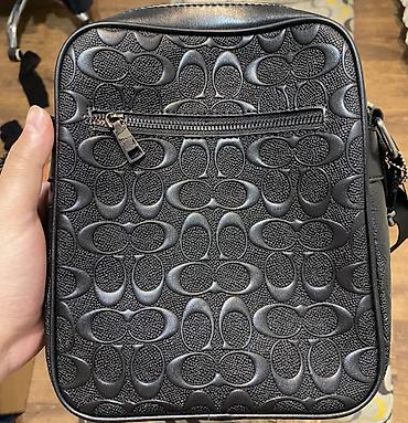 lining оригинал: Продаю абсолютно новую барсетку Coach New York в черном цвете — 3